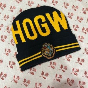 Black and Yellow Hogwarts Beanie